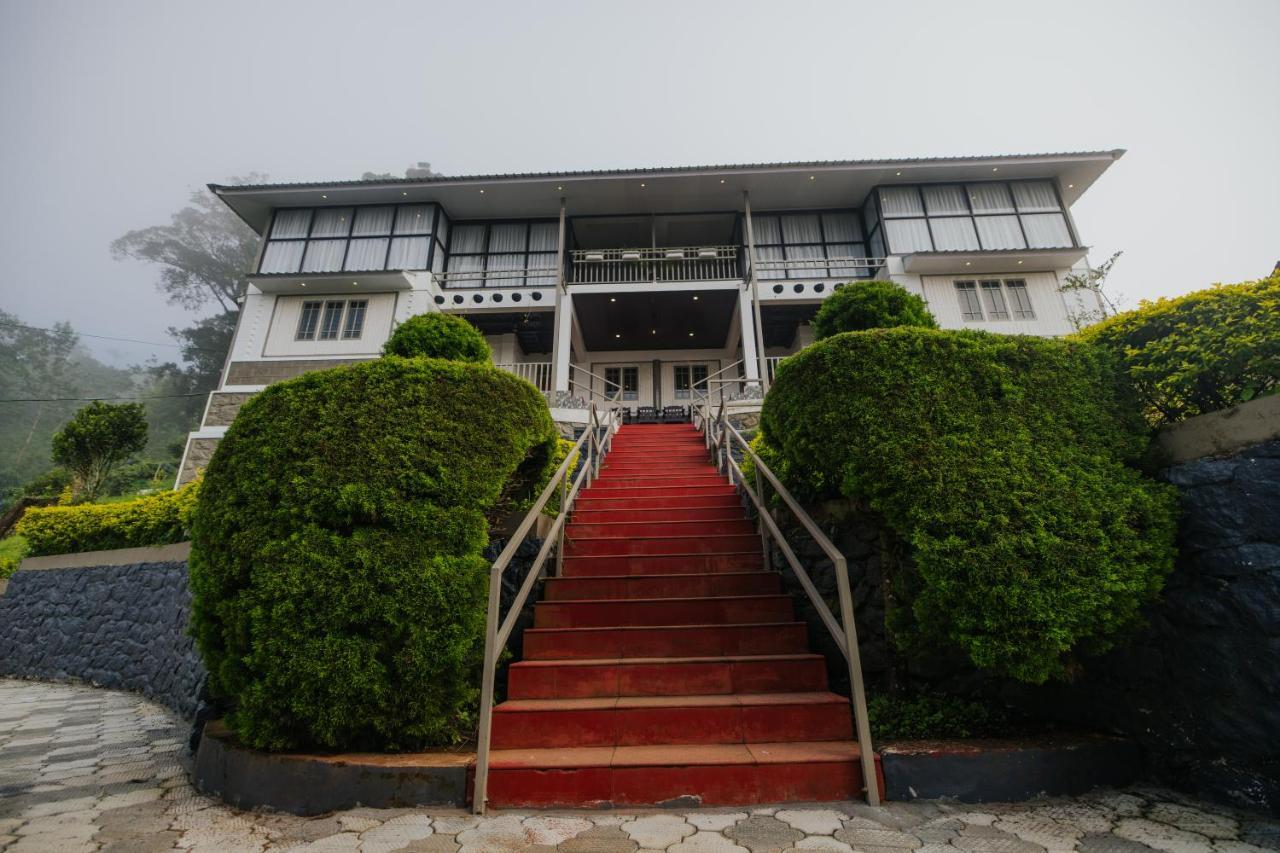 Misty Courtyard Resort Chinnakanal Exterior photo