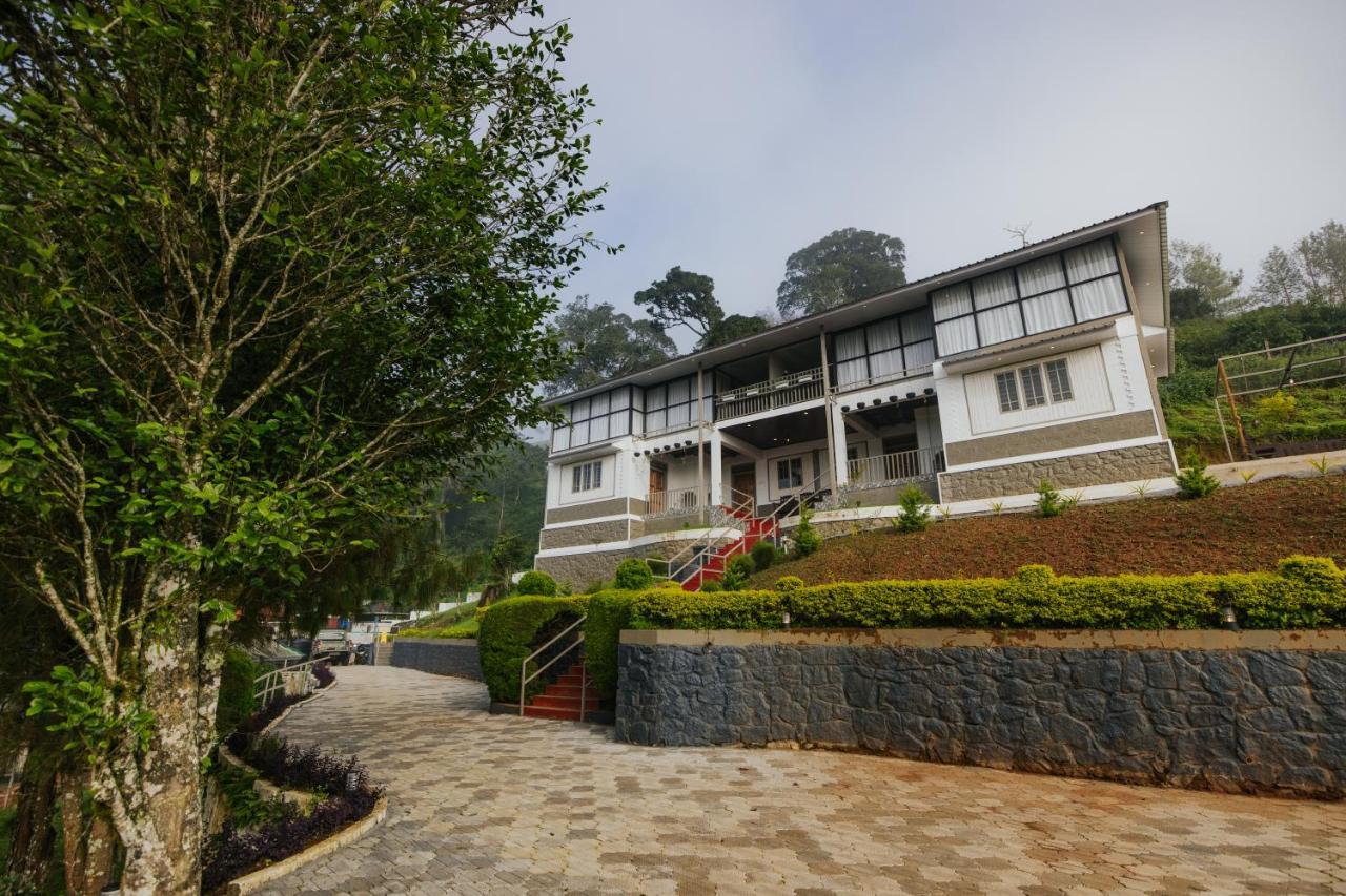 Misty Courtyard Resort Chinnakanal Exterior photo